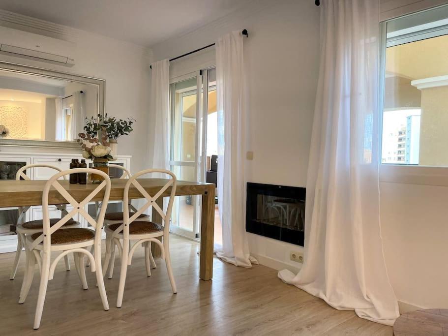 Apartamento Calma Beach Home 토레몰리노스 외부 사진