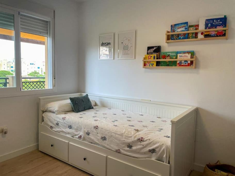 Apartamento Calma Beach Home 토레몰리노스 외부 사진